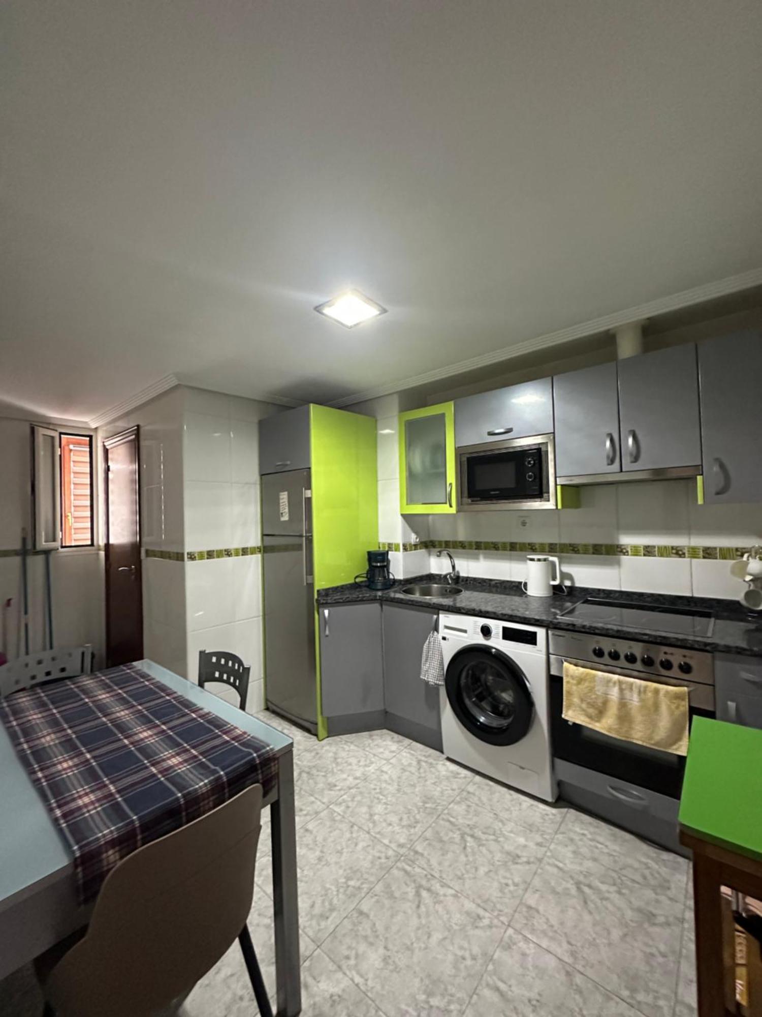 Apartamento Kalea Corazon Urbano 维多利亚-加斯特伊兹 外观 照片